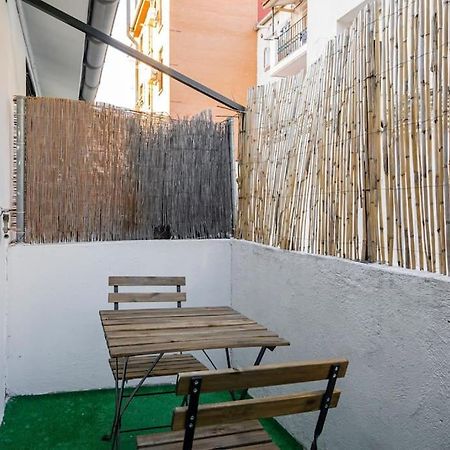 Bonito Estudio Con Terraza Madrid Bagian luar foto
